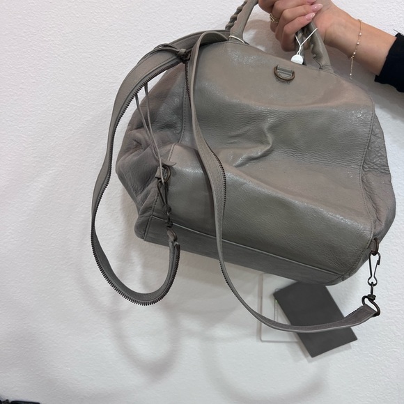 Like new Balenciaga purse and backpack - Picture 4 of 6